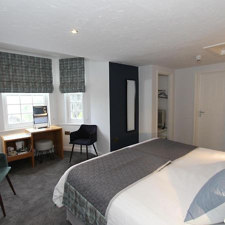 Gwesty Nanhoron Arms Hotel 네핀 외부 사진