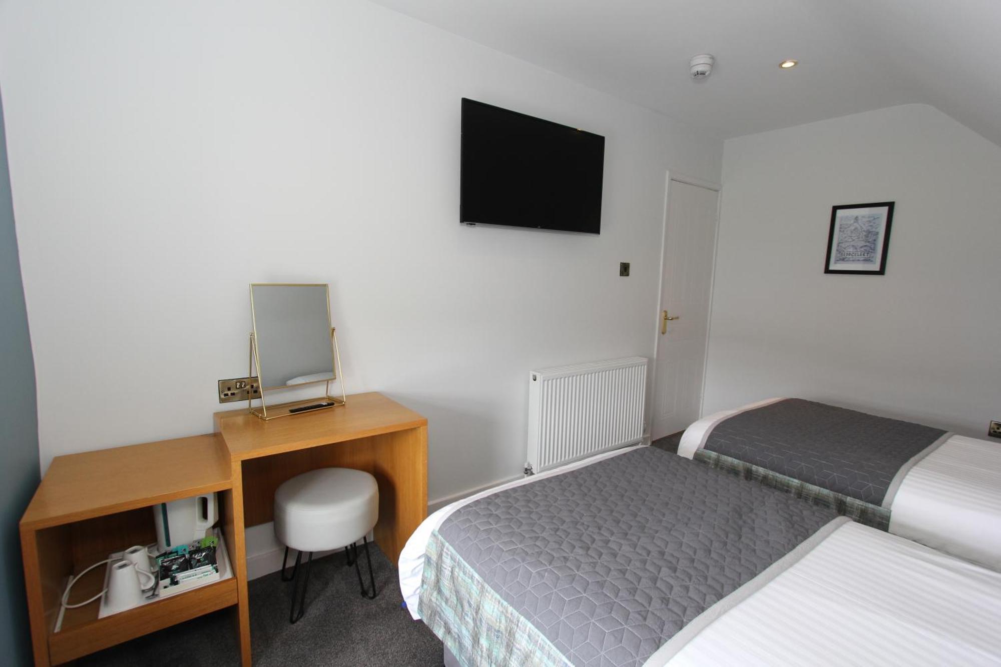 Gwesty Nanhoron Arms Hotel 네핀 외부 사진