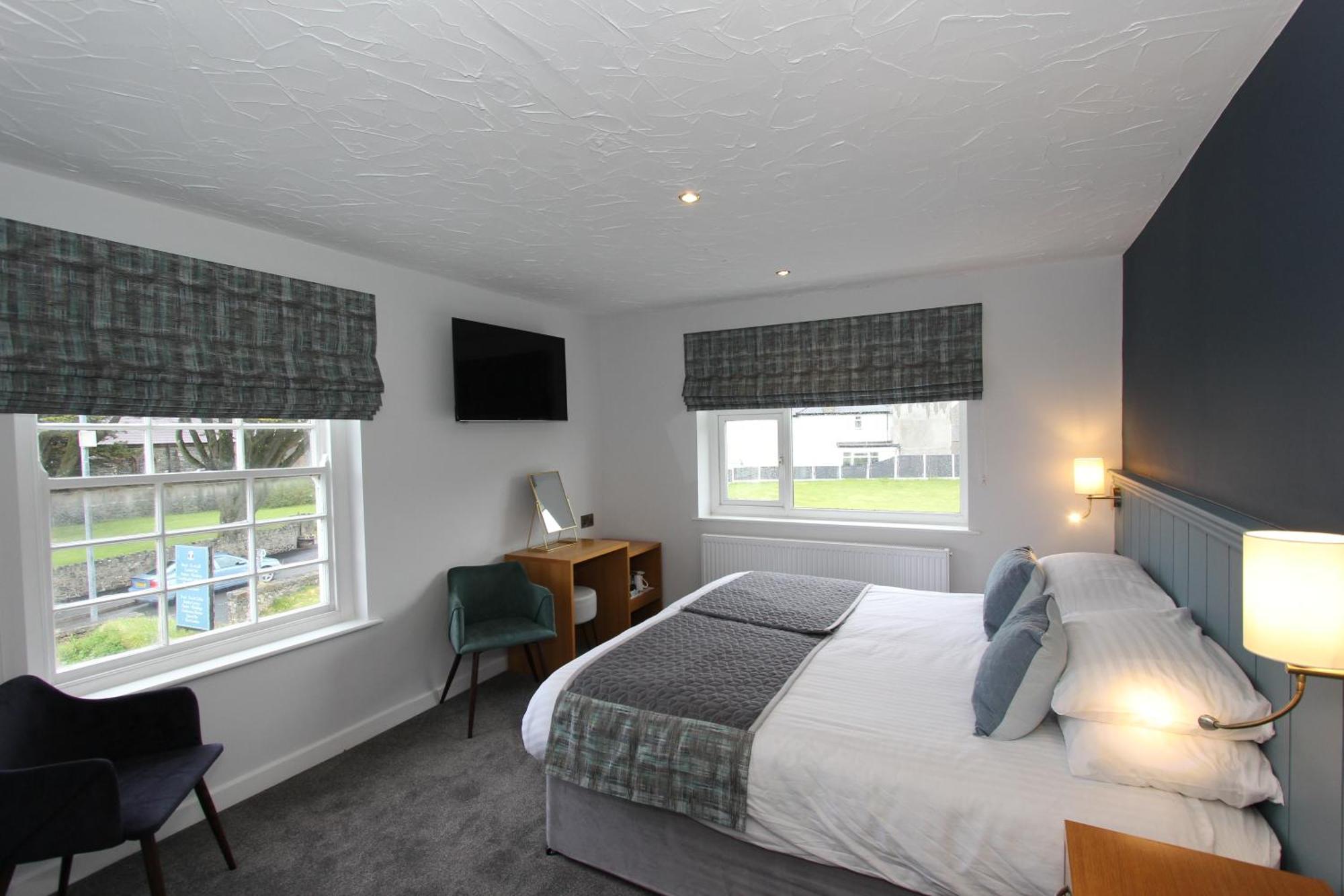 Gwesty Nanhoron Arms Hotel 네핀 외부 사진
